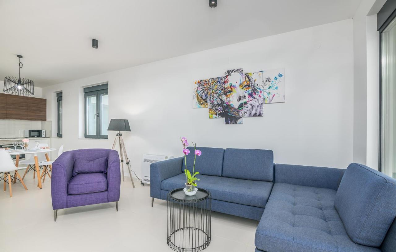 Vila Stemark Нивице Екстериор снимка