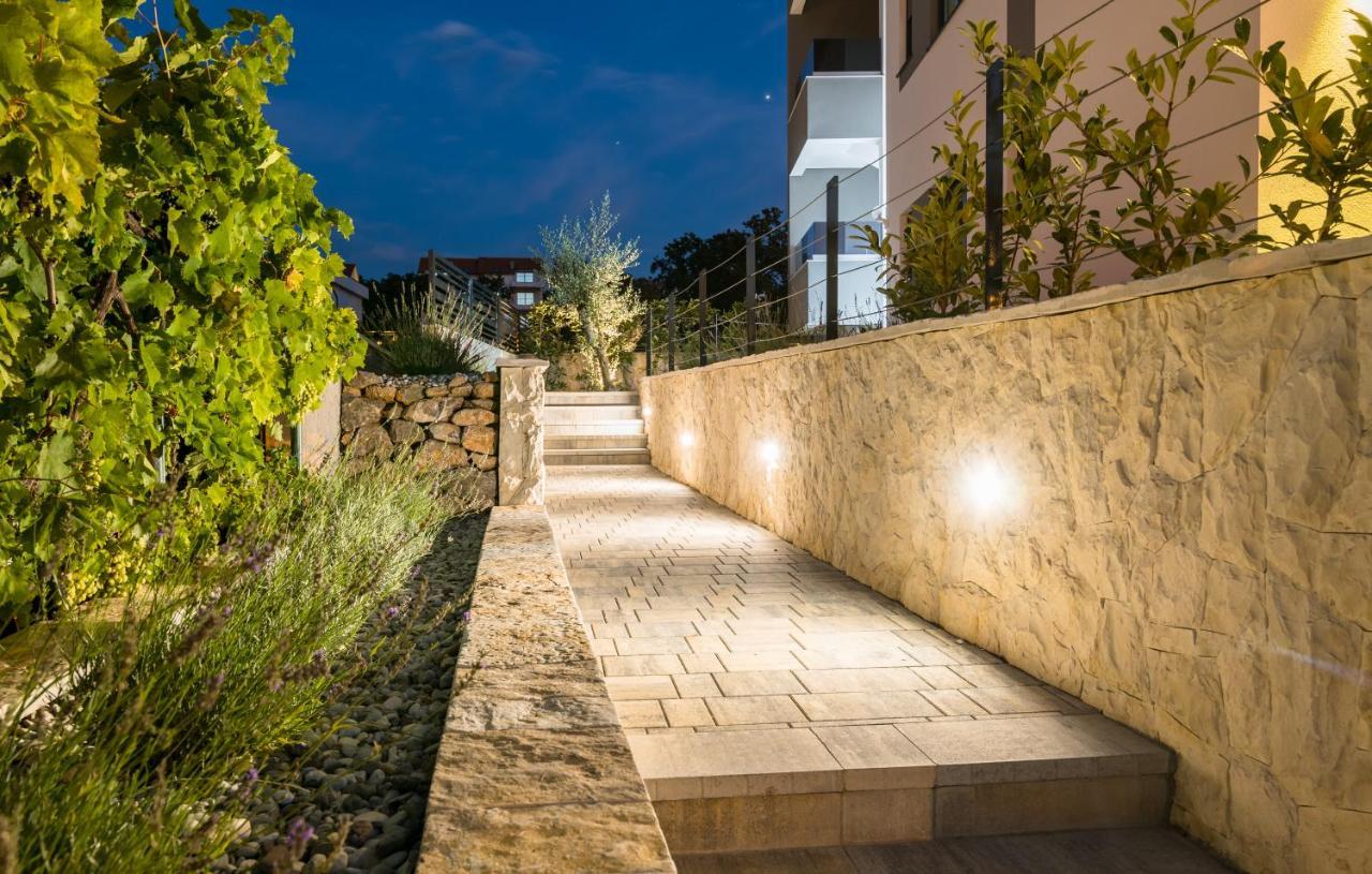 Vila Stemark Нивице Екстериор снимка